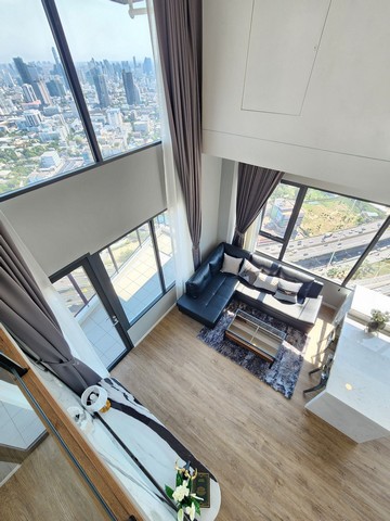 Condo duplex 2 Bedrooms for rent near MRT Phra Ram 9