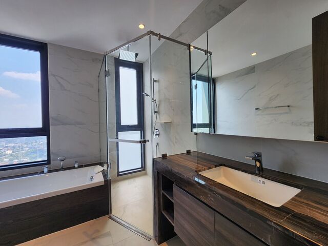 Condo for rent duplex 4 bedrooms at Supalai Icon Sathorn