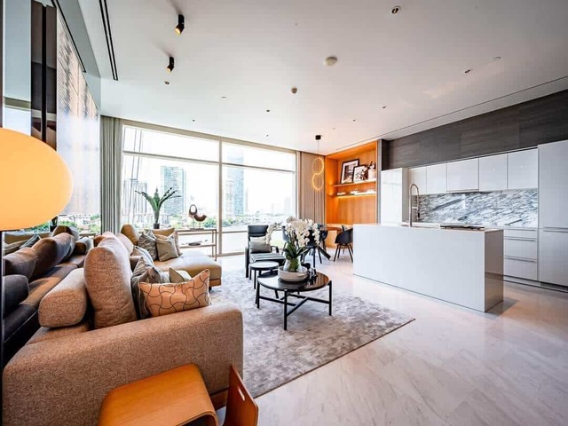 Four Seasons Private Residences Condo for RENT, near BTS Saphan Taksin