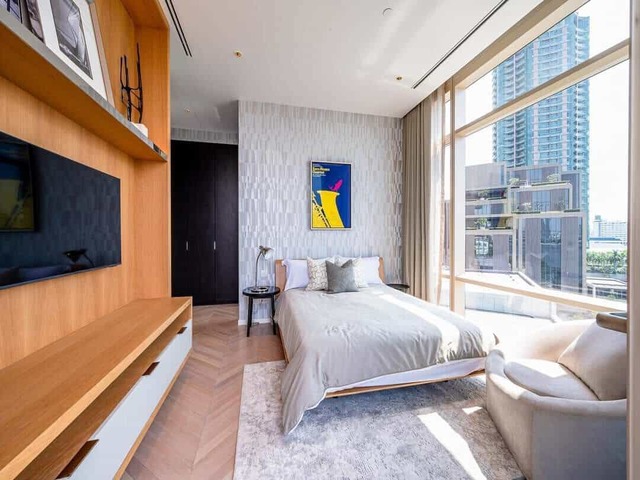 Four Seasons Private Residences Condo for RENT, near BTS Saphan Taksin