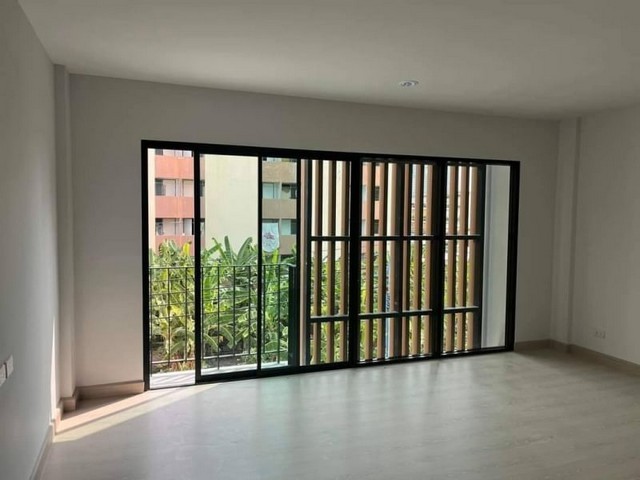 M61ให้เช่าอาคารพาณิชย์ 3 ชั้น 1 คูหา โครงการDeco ซอยสุขุมวิท70/5 ใกล้รถไฟฟ้าBTS แบริ่ง