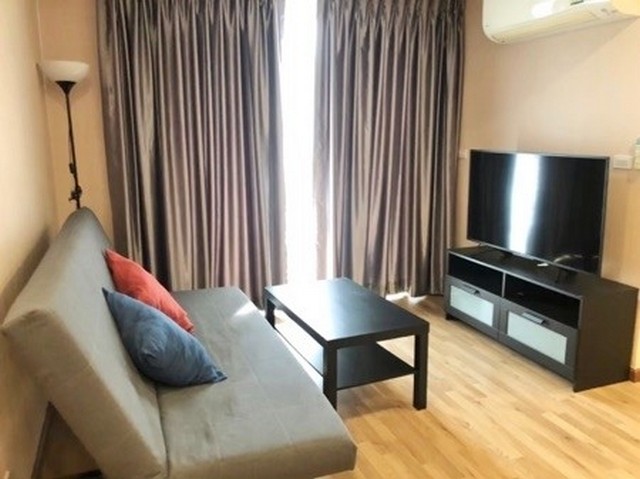 ขาย คอนโด D’Rouvre Condominium : เดอ รูฟ คอนโดมิเนียม 51 ตรม.1นอน 1น้ำ ชั้น5 ใกล้btsอารีย์ และสนามเป้า