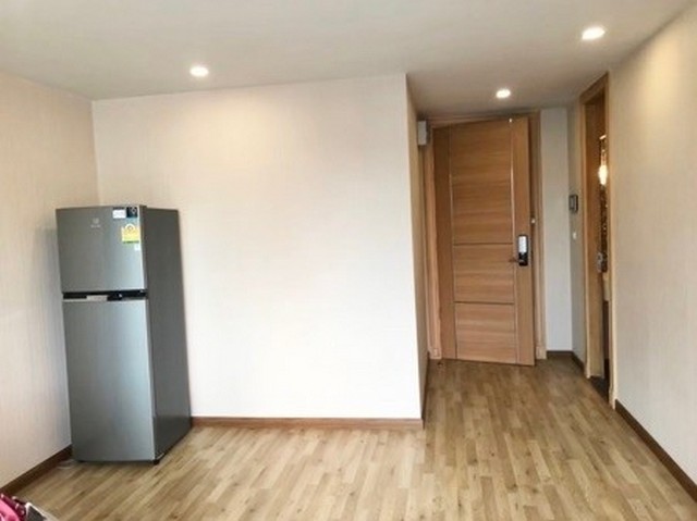 ขาย คอนโด D’Rouvre Condominium : เดอ รูฟ คอนโดมิเนียม 51 ตรม.1นอน 1น้ำ ชั้น5 ใกล้btsอารีย์ และสนามเป้า