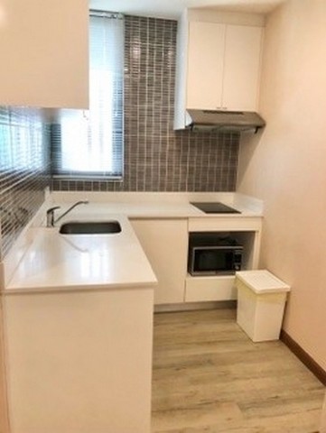 ขาย คอนโด D’Rouvre Condominium : เดอ รูฟ คอนโดมิเนียม 51 ตรม.1นอน 1น้ำ ชั้น5 ใกล้btsอารีย์ และสนามเป้า