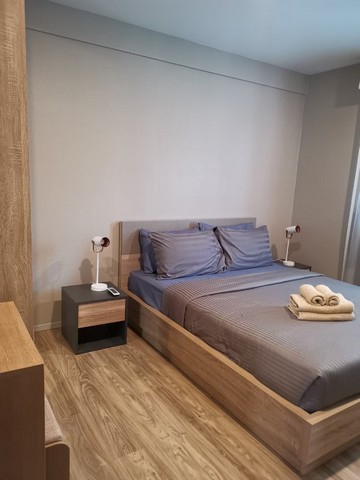 ให้เช่า Blossom Condo สาทร เจริญราษฎร 2 ห้องนอน 2 ห้องน้ำ ชั้น 5 ตึก D วิวสระว่ายน้ำ ใกล้BTS สุรศักดิ์