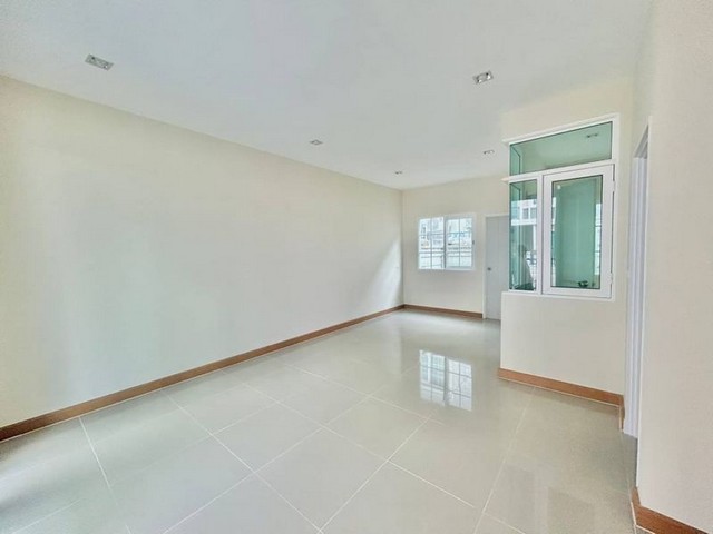 บ้านผ่อนตรงกับเจ้าของ โกลเด้นทาวน์ พัทยาใต้-สุขุมวิท เขาตาโล