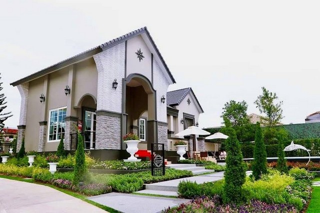 บ้านผ่อนตรงกับเจ้าของ โกลเด้นทาวน์ พัทยาใต้-สุขุมวิท เขาตาโล