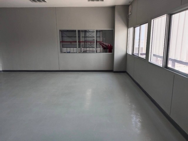 ให้เช่าโรงงานสร้างใหม่ศรีราชา ผังม่วงเข้มเขต freezone พื้นที่ใช้สอย 5165 ตรม. +ออฟฟิต 2 ชั้น