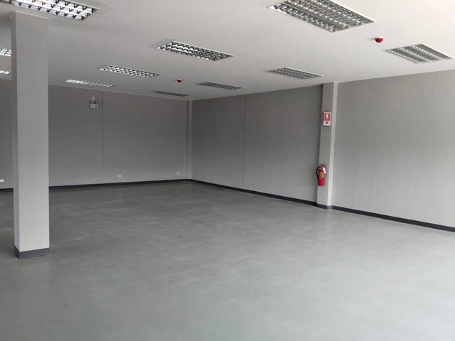 ให้เช่าโรงงานสร้างใหม่ศรีราชา ผังม่วงเข้มเขต freezone พื้นที่ใช้สอย 5165 ตรม. +ออฟฟิต 2 ชั้น