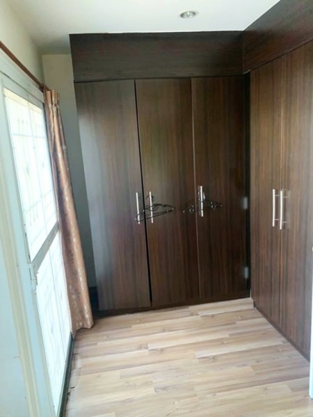 ให้เช่าทาวน์เฮาส์ 2 ชั้นซ.พัฒนาการ 36-42 MRT หัวหมาก1.9 กม.34ตร.วา.280ตร.ม. หลังมุม 3 นอน รร.นานาชาติเซนต์มาร์ค เดอะไนน์