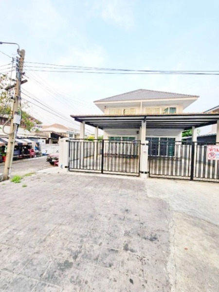 ร้านค้าขาย 1ชั้น ให้เช่าชั้นล่างชั้นเดียว 23ตร.วา.สนามกอล์ฟ North park1กม. 33ตร.ม.งามวงศ์วาน 43-49 นานาชาติจีน 2.7 กม. ต