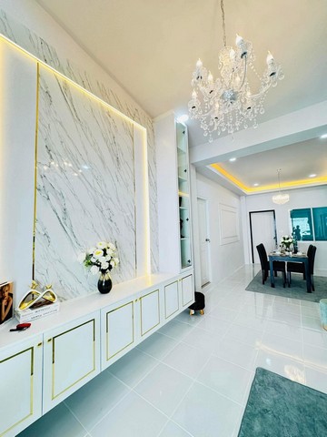บ้านซอยสยามฯ ทาวน์เฮาส์หลังริม หน้าบ้านไม่ตรงกับใคร สงบและความเป็นส่วนตัว