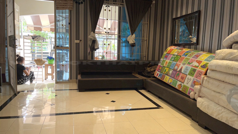 ทาวน์โฮม บ้านกลางเมืองสวิสทาวน์ ถ.เกษตร-นวมินทร์