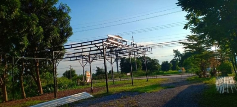 ขาย /ให้เช่า บ้าน 2 หลังริมถนนมิตรภาพ เนื้อที่  3 ไร่ 2งาน 46ตรว.