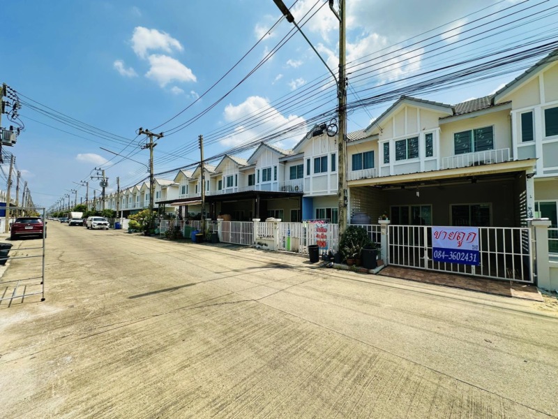 ขายด่วน  หมู่บ้านอยู่เจริญ5 ลำลูกกา ถ.ไสวประชาราษฎร์