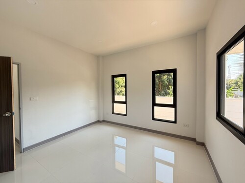 บ้านชั้นเดียวสร้างใหม่ บ้านน้ำโท้ง ซอย 2 ต.สบแม่ข่า อ.หางดง เชียงใหม่