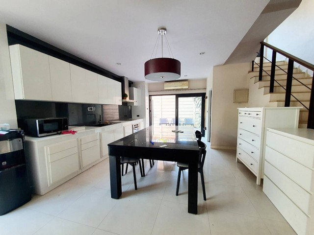sale townhome อารียา แมนดารีน่า สุทธิสาร 31 ตาราง-วา 4นอน 8900000 – ราคา – ดี
