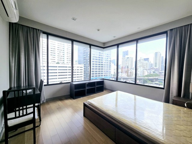 Condo. เอ็ม สีลม M Silom 52sq.m. 1 BEDROOM 1 BATHROOM 35000 บ. ไม่ไกลจาก สีลมพลาซ่า ราคาพิเศษ