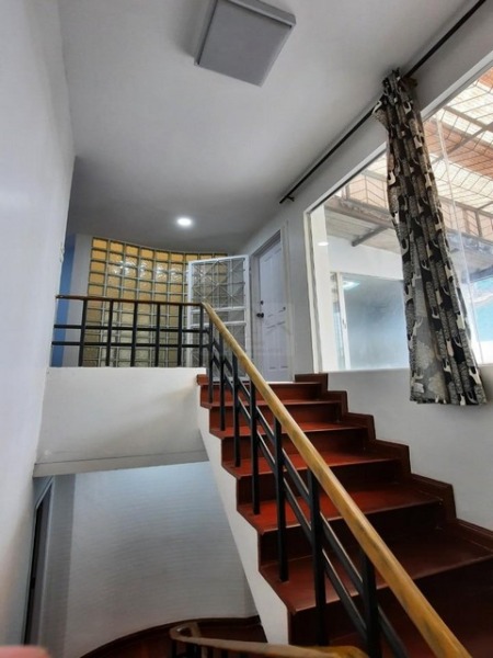 ให้เช่าทาวน์เฮ้าส์ 4 ชั้น 5 ห้องนอน โครงการวราธร วิลล์ พัฒนาการ 44 ใกล้ทางด่วน ใกล้รถไฟฟ้าสายสีเหลือง