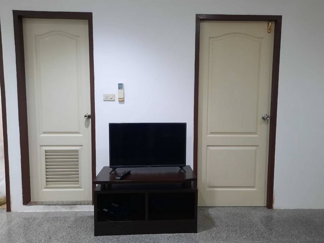 ให้เช่า คอนโด สาธรเฮ้าส์ ชั้น 1 ขนาด 56 ตรม. 2 ห้องนอน 1 ห้องน้ำ พร้อมเฟอร์นิเจอร์ ติด BTS สุรศักดิ์