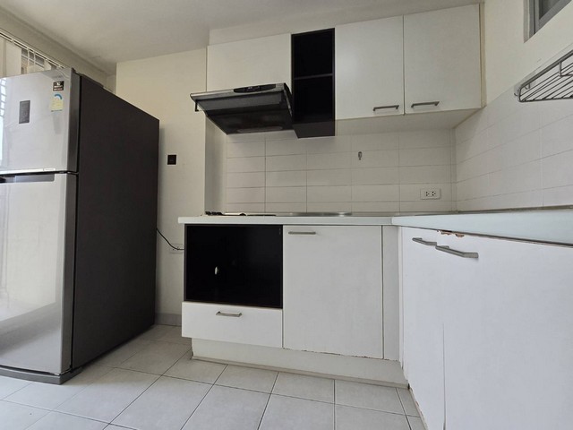 CONDO. ลุมพินี วิลล์ ศูนย์วัฒนธรรม Lumpini Ville Cultural Center area 60 SQUARE METER 16000 บ. ทำเลน่าอยู่ รีโนเวทใหม่