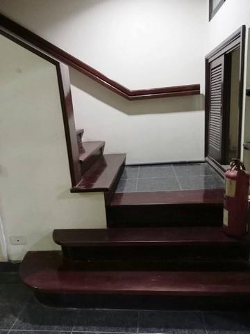 ขายทาวน์เฮ้าส์ 2 ชั้น หมู่บ้านราชาวิลล่า ติดถนนใหญ่ ย่านลาดพร้าว ใกล้ MRT ลาดพร้าว 71