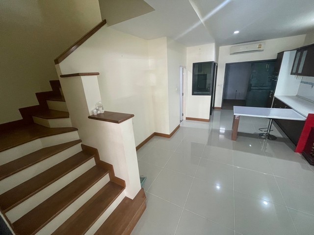 ให้เช่าทาวน์โฮม3ชั้นเดอะเมทโทรพัฒนาการ-ศรีนครินทร์ ย่านอ่อนนุช สุขุมวิท77 พัฒนาการ ลาดกระบัง