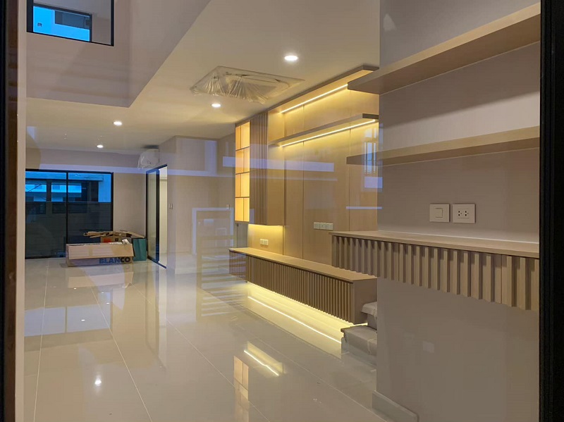 ขาย/ให้เช่าทาวน์โฮม3ชั้น พร้อมเฟอร์นิเจอร์ โครงการเนอวานา ดีฟายน์ ศรีนครินทร์-พระราม 9 สะพานสูง กทม.