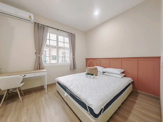[ให้เช่า] FOR RENT GOLDEN TOWN FUTURE – RANGSIT / 3 bedrooms 2 bathrooms / 18 Sqw. 115 Sqm. **18,000** CLOSE TO FURTURE PARK RANGSIT