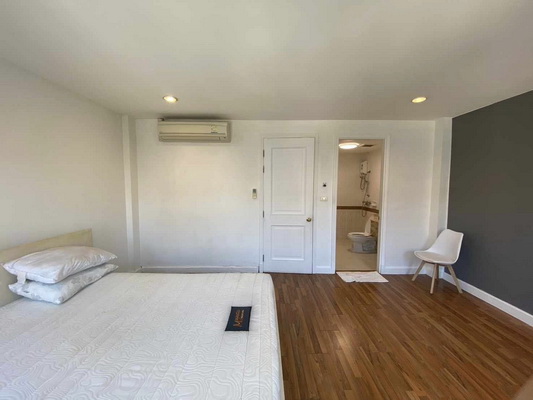 [ให้เช่า] FOR RENT PLUS CITY PARK RAMA 9 – HUAMARK / 3 bedrooms 3 bathrooms / 30 Sqw. 180 Sqm. **30,000** CLOSE TO ASSUMPTION UNIVERSITY HUAMARK CAMPUS