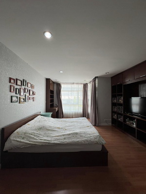 [ให้เช่า] FOR RENT THE METRO RAMA 9 / 3 bedrooms 3 bathrooms / 19 Sqw. 140 Sqm. **20,000** CLOSE TO STAMFORD UNIVERSITY