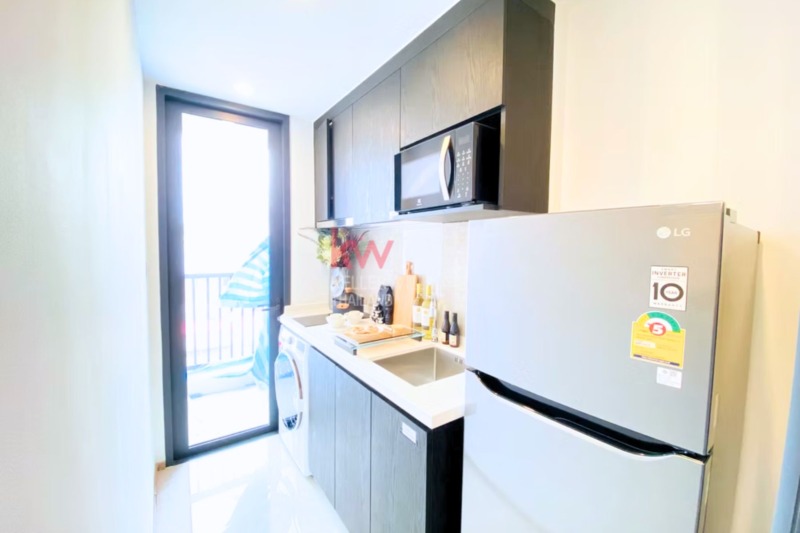 คอนโดให้เช่า Supalai Premier @ Asoke ราคาดีที่สุดในชั้น!เพียง 18,000 บาท ขนาด 34 ตรม ชั้น 21 STUDIO 1 Bathroom Overlooking SWU University view