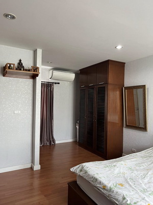 [ให้เช่า] FOR RENT THE METRO RAMA 9 / 3 bedrooms 3 bathrooms / 19 Sqw. 140 Sqm. **20,000** CLOSE TO STAMFORD UNIVERSITY
