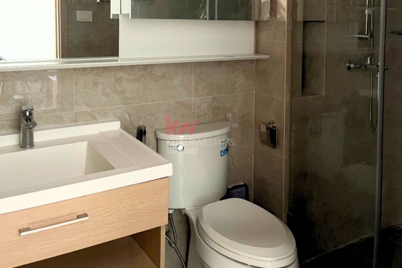 ห้องเช่าสุดท้าย Regal Condo สาทร – นราธิวาส ราคาเพียง 18,000 บาท ขนาด 36 ตรม ชั้น 6 1ห้องนอน 1ห้องน้ำ วิวดี❗จองก่อนเต็ม❗