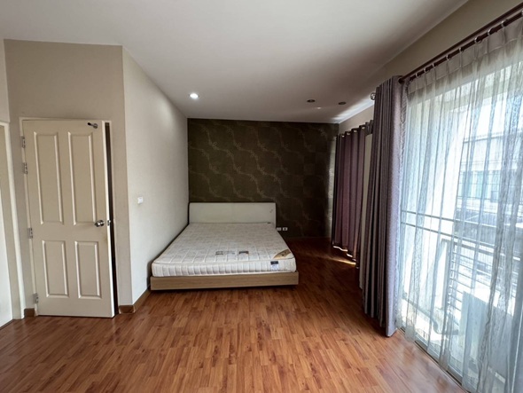 ขายทาวน์เฮ้าส์ บ้านกลางเมือง อ่อนนุช – วงแหวน 3ห้องนอน 2ห้องน้ำ ต่อเติมครัว