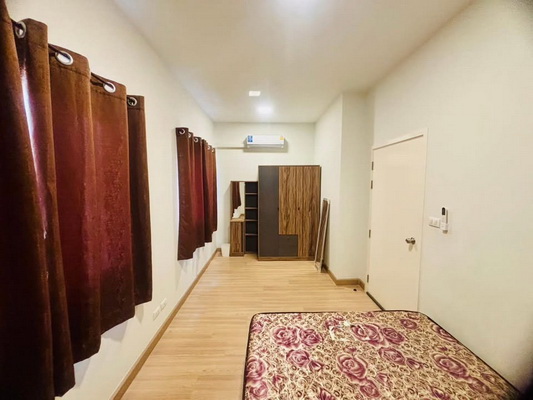 [ให้เช่า] FOR RENT VIESTE RAMA 2 / 3 bedrooms 2 bathrooms / 18 Sqw. 110 Sqm. **12,000** CLOSE TO CENTRAL PLAZA MAHACHAI