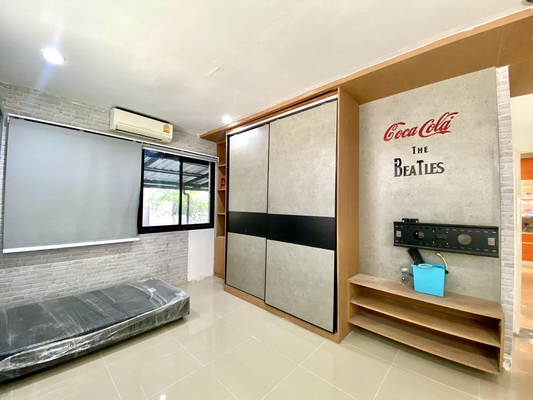 [ให้เช่า] FOR RENT MANTANA RAMA 2 – THIANTHALE / 4 bedrooms 3 bathrooms / 100 Sqw. 250 Sqm. **40,000** CLOSE TO CENTRAL PLAZA RAMA 2