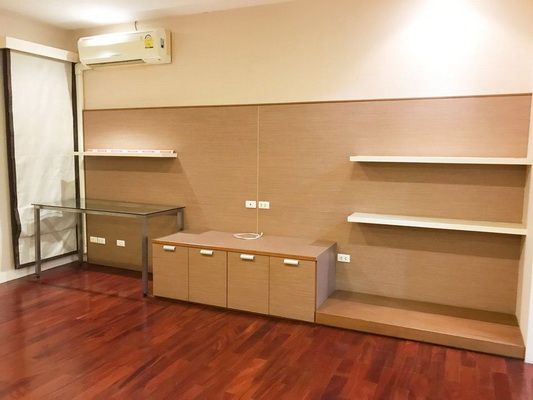 [ให้เช่า] FOR RENT BAAN KLANG MUANG RAMA 9 – LADPRAO / 3 bedrooms 4 bathrooms / 30 Sqw. 200 Sqm. **45,000** CLOSE TO TOWN IN TOWN