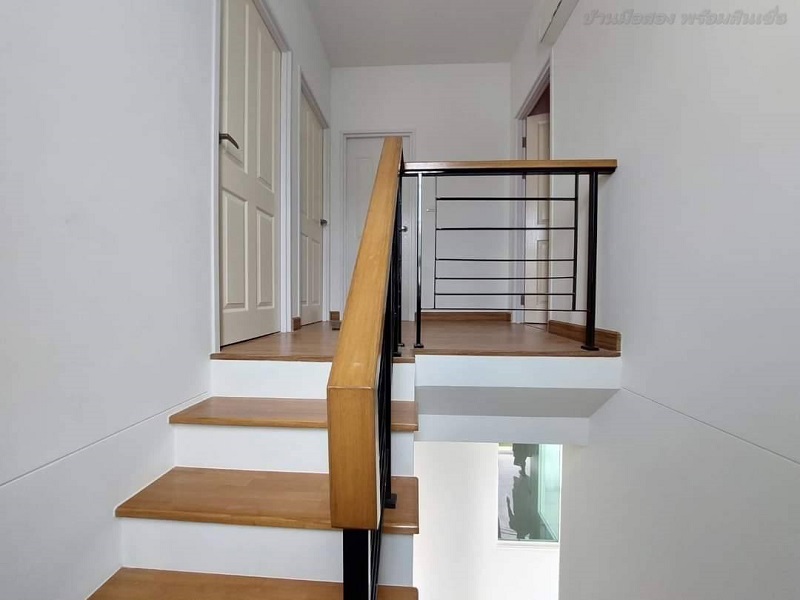 ขายบ้านแฝด สไตล์อังกฤษ โกลเด้น นีโอ 2 รามอินทรา-วงแหวน ถนนกาญจนาภิเษก เขตคันนายาว กทม.