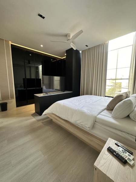 🏡 ให้เช่าบ้านหรู ใจกลางห้วยขวาง | ซอยประชาสงเคราะห์ 27 💎 บ้านสวย กว้างขวาง พร้อมเข้าอยู่ เหมาะสำหรับอยู่อาศัย หรือทำโฮมออฟฟิศ