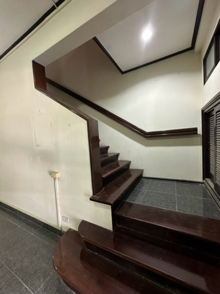 📢 ขายทาวน์โฮม 2 ชั้น ลาดพร้าว 67/2  🏡 ทาวน์โฮมทำเลทอง ใกล้ถนนใหญ่ เดินทางสะดวก ใกล้รถไฟฟ้า