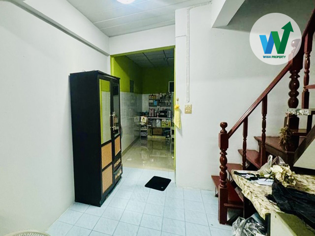 ขายด่วนมาก ทาวน์เฮ้าส์ 2 ชั้น หมู่บ้านทรัพย์มั่นคง บางพลี