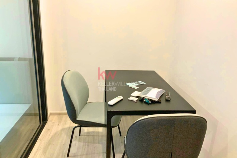 🏙️ ให้เช่า XT HUAIKHWANG ✨ | 🛏️ 1 ห้องนอน | 📐 28 ตร.ม. | 🌆 ชั้น 28 วิวสวย | 💰 17,500 บาท/เดือน 🔥