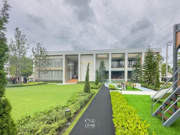 ให้เช่าทาวน์โฮมหรูระดับ Luxury บนทำเลอ่อนนุช โครงการใหม่บ้านแฝด 3 ชั้น บ้านกลางเมืองคลาสเซ่ สุขุมวิท 77 ซอยอ่อนนุช 21