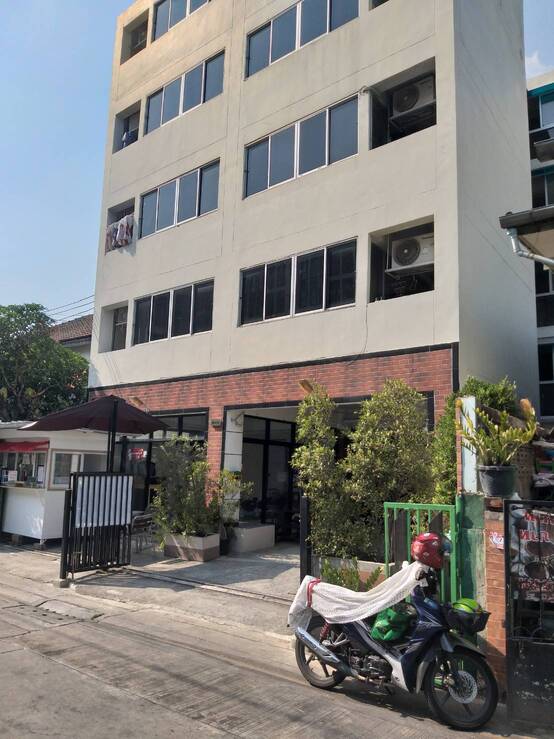 ขายอพาร์ทเม้นท์พหลโยธิน 35 จตุจักร กรุงเทพมหานคร โทร 0926030808