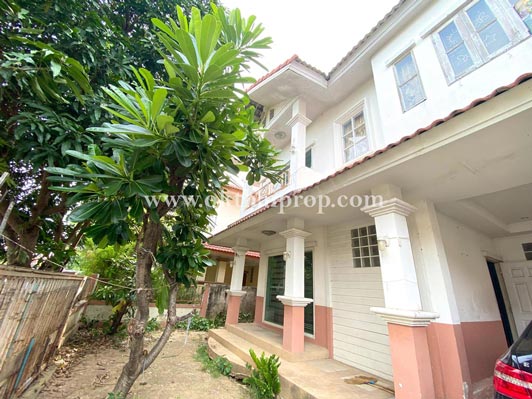 บ้านเดี่ยว หมู่บ้านศิลปการ พาร์ค 2 ถนนวัดลาดปลาดุก