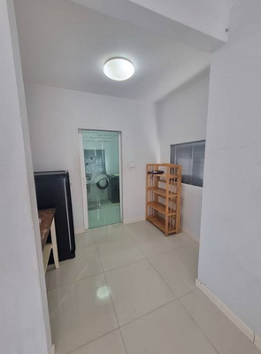 [ให้เช่า] FOR RENT PRUKLADA PRACHAUTHIT 90 / 3 bedrooms 3 bathrooms / 60 Sqw. 165 Sqm. **29,000** CLOSE TO SARASAS WITAED SUKSA SCHOOL