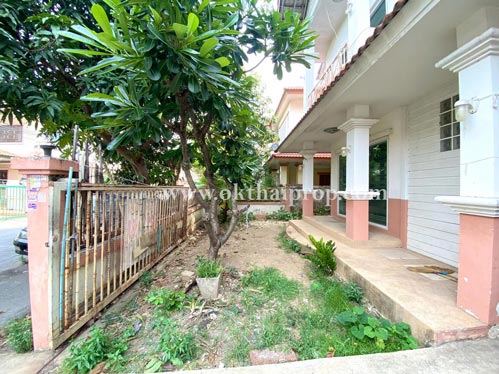 บ้านเดี่ยว หมู่บ้านศิลปการ พาร์ค 2 ถนนวัดลาดปลาดุก