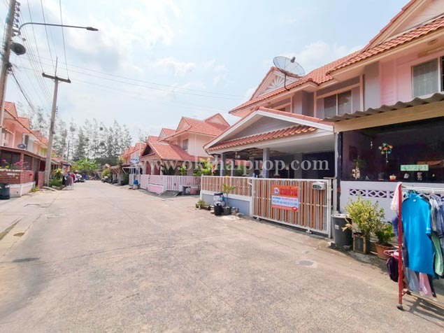 ทาวน์เฮ้าส์ หมู่บ้านพฤกษา C รังสิต-คลองสาม ปทุมธานี