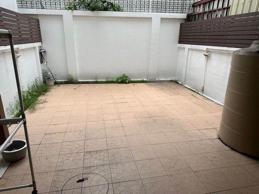 [ให้เช่า] FOR RENT URBAN SATHORN / 3 bedrooms 3 bathrooms / 23 Sqw. 180 Sqm. **35,000** CLOSE TO SKYTRAIN BTS BANGWA